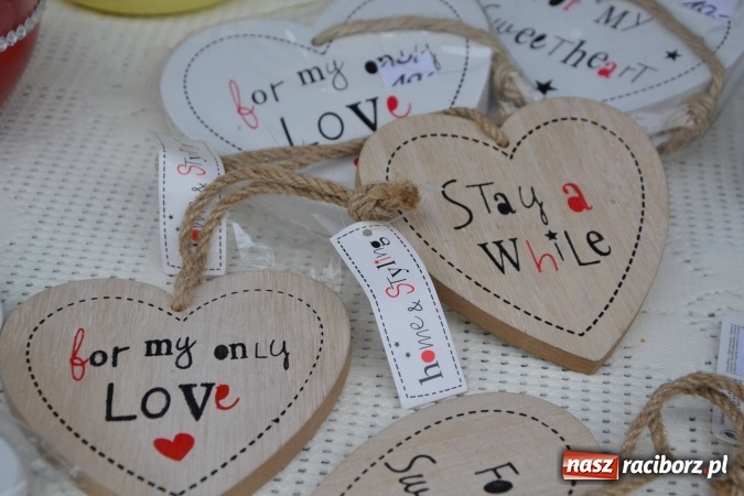 Zdjęcie w galerii na portalu naszraciborz.pl: IV Zamkowy Jarmark kwiatów, żywności ekologicznej i rękodzieła za nami wiadomości z regionu