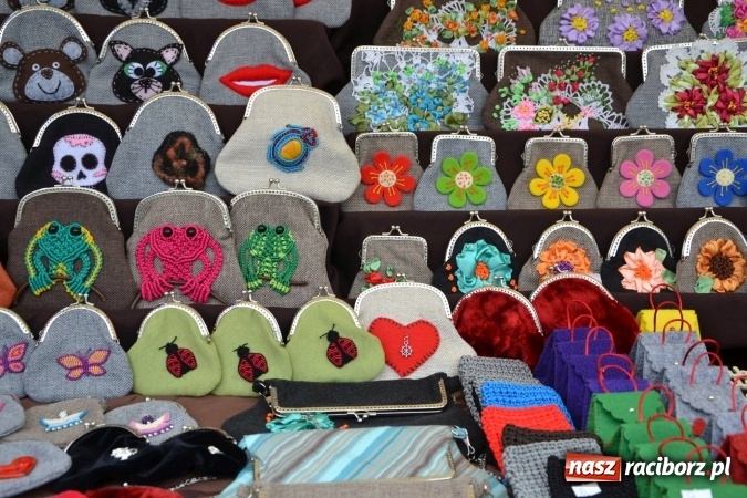 Zdjęcie w galerii na portalu naszraciborz.pl: IV Zamkowy Jarmark kwiatów, żywności ekologicznej i rękodzieła za nami wiadomości z regionu