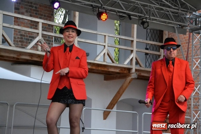 Zdjęcie w galerii na portalu naszraciborz.pl: IV Zamkowy Jarmark kwiatów, żywności ekologicznej i rękodzieła za nami wiadomości z regionu