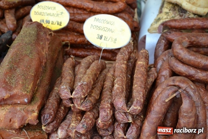 Zdjęcie w galerii na portalu naszraciborz.pl: IV Zamkowy Jarmark kwiatów, żywności ekologicznej i rękodzieła za nami wiadomości z regionu