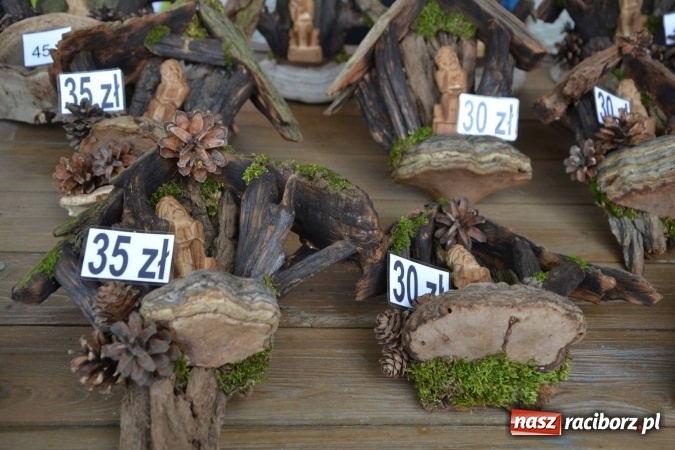 Zdjęcie w galerii na portalu naszraciborz.pl: IV Zamkowy Jarmark kwiatów, żywności ekologicznej i rękodzieła za nami wiadomości z regionu