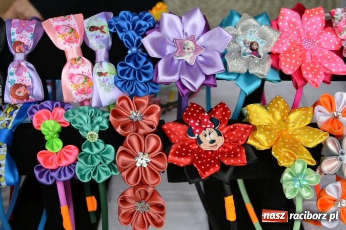 Zdjęcie w galerii na portalu naszraciborz.pl: IV Zamkowy Jarmark kwiatów, żywności ekologicznej i rękodzieła za nami wiadomości z regionu