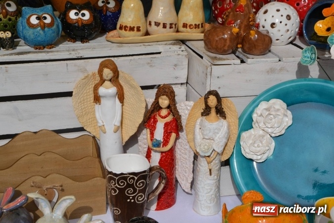 Zdjęcie w galerii na portalu naszraciborz.pl: IV Zamkowy Jarmark kwiatów, żywności ekologicznej i rękodzieła za nami wiadomości z regionu