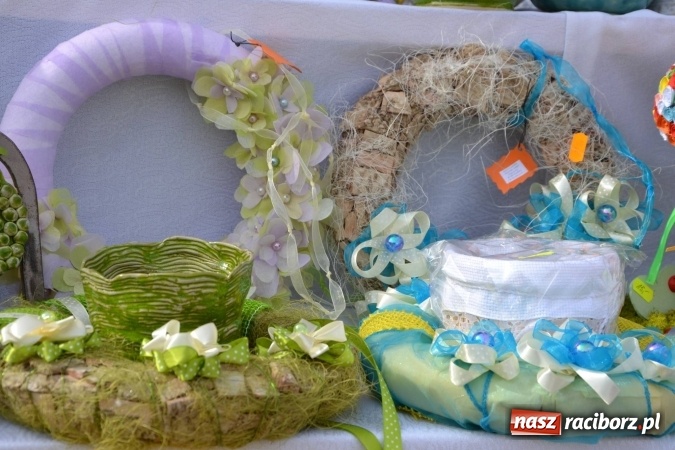 Zdjęcie w galerii na portalu naszraciborz.pl: IV Zamkowy Jarmark kwiatów, żywności ekologicznej i rękodzieła za nami wiadomości z regionu