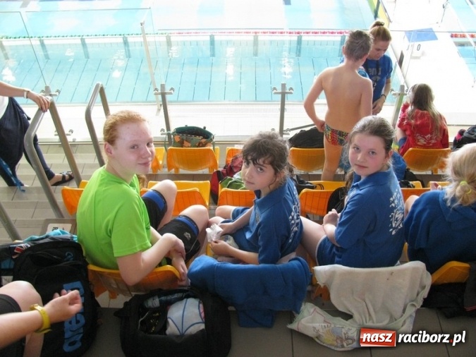 Zdjęcie w galerii na portalu naszraciborz.pl: Pływanie. Zwycięska passa 15-tki trwa wiadomości z regionu