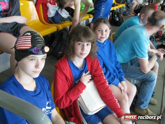 Zdjęcie w galerii na portalu naszraciborz.pl: Pływanie. Zwycięska passa 15-tki trwa wiadomości z regionu