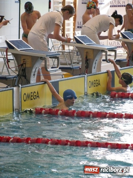 Zdjęcie w galerii na portalu naszraciborz.pl: Pływanie. Zwycięska passa 15-tki trwa wiadomości z regionu