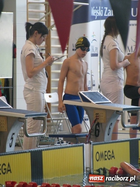 Zdjęcie w galerii na portalu naszraciborz.pl: Pływanie. Zwycięska passa 15-tki trwa wiadomości z regionu