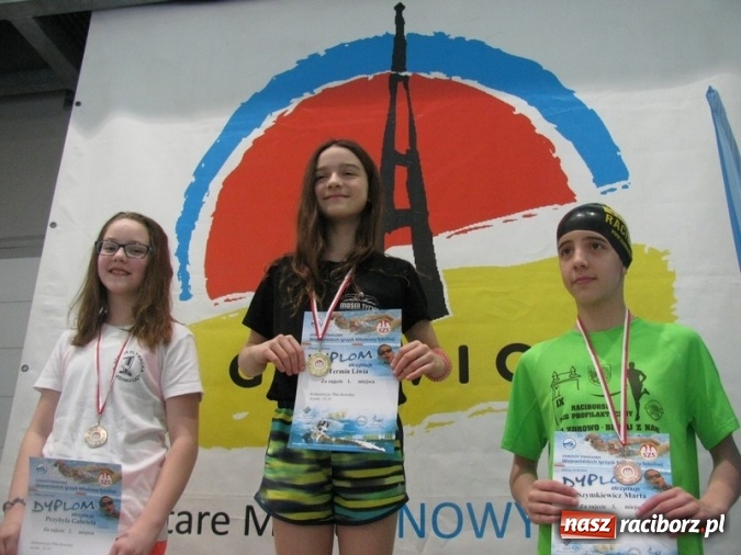 Zdjęcie w galerii na portalu naszraciborz.pl: Pływanie. Zwycięska passa 15-tki trwa wiadomości z regionu