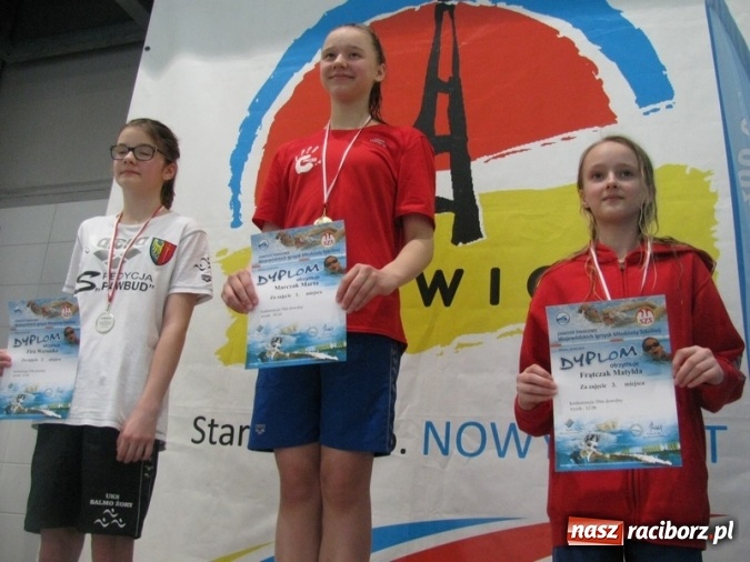Zdjęcie w galerii na portalu naszraciborz.pl: Pływanie. Zwycięska passa 15-tki trwa wiadomości z regionu