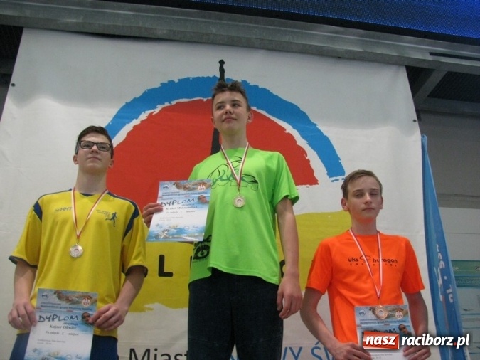 Zdjęcie w galerii na portalu naszraciborz.pl: Pływanie. Zwycięska passa 15-tki trwa wiadomości z regionu