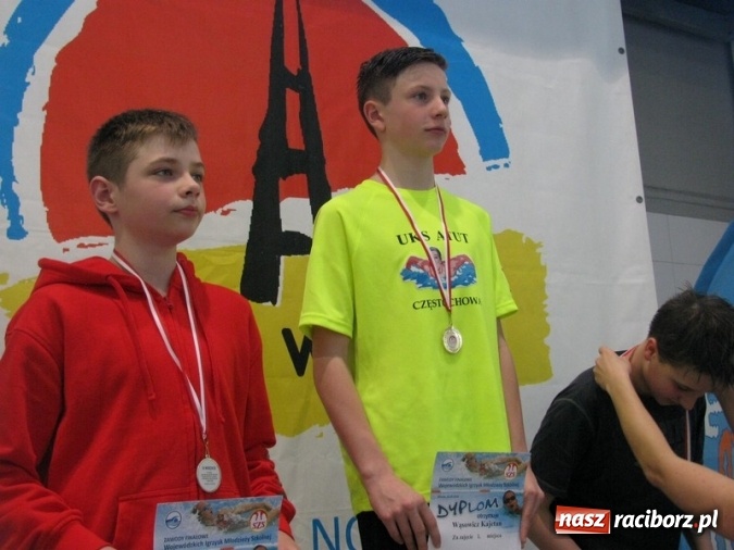 Zdjęcie w galerii na portalu naszraciborz.pl: Pływanie. Zwycięska passa 15-tki trwa wiadomości z regionu