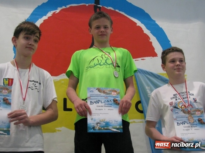 Zdjęcie w galerii na portalu naszraciborz.pl: Pływanie. Zwycięska passa 15-tki trwa wiadomości z regionu