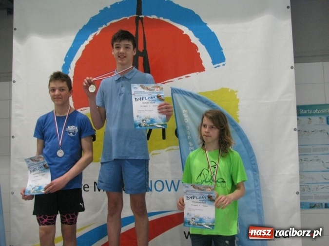 Zdjęcie w galerii na portalu naszraciborz.pl: Pływanie. Zwycięska passa 15-tki trwa wiadomości z regionu