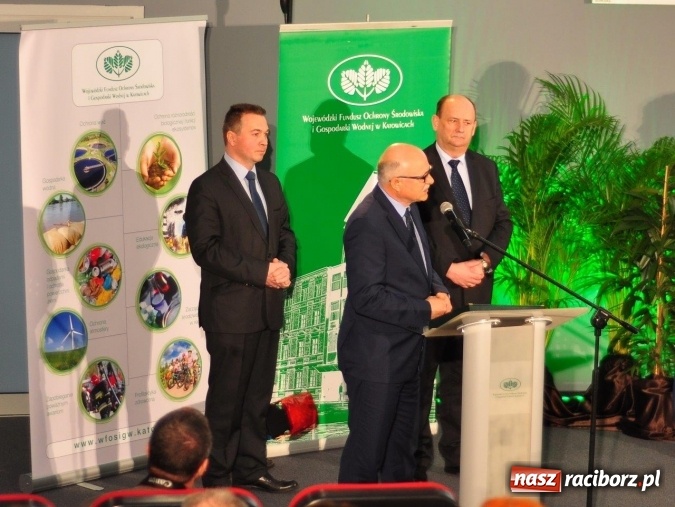 Zdjęcie w galerii na portalu naszraciborz.pl: Zielone Czeki - nagroda dla Tomasza Pietrzykowskiego, uznanie dla Agromaxu wiadomości z regionu