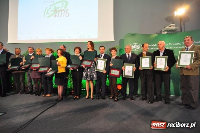 Zdjęcie w galerii na portalu naszraciborz.pl: Zielone Czeki - nagroda dla Tomasza Pietrzykowskiego, uznanie dla Agromaxu wiadomości z regionu