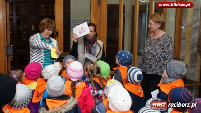 Zdjęcie w galerii na portalu naszraciborz.pl: Nocne odwiedziny przedszkolaków w bibliotece  wiadomości z regionu