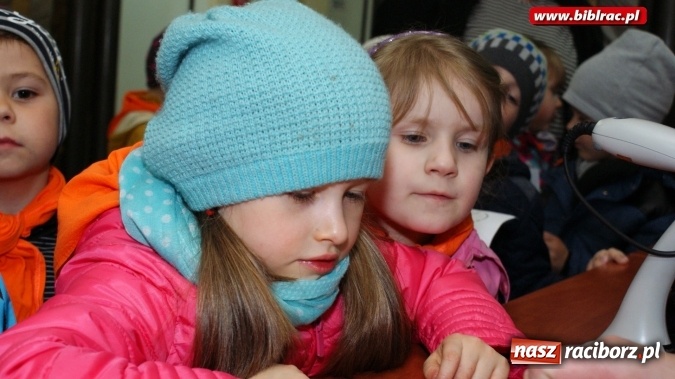 Zdjęcie w galerii na portalu naszraciborz.pl: Nocne odwiedziny przedszkolaków w bibliotece  wiadomości z regionu