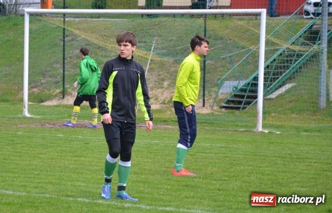 Zdjęcie w galerii na portalu naszraciborz.pl: Zwycięski marsz Pawłowa zatrzymany w Jankowicach!  wiadomości z regionu