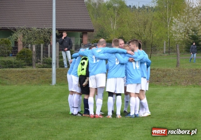 Zdjęcie w galerii na portalu naszraciborz.pl: Zwycięski marsz Pawłowa zatrzymany w Jankowicach!  wiadomości z regionu