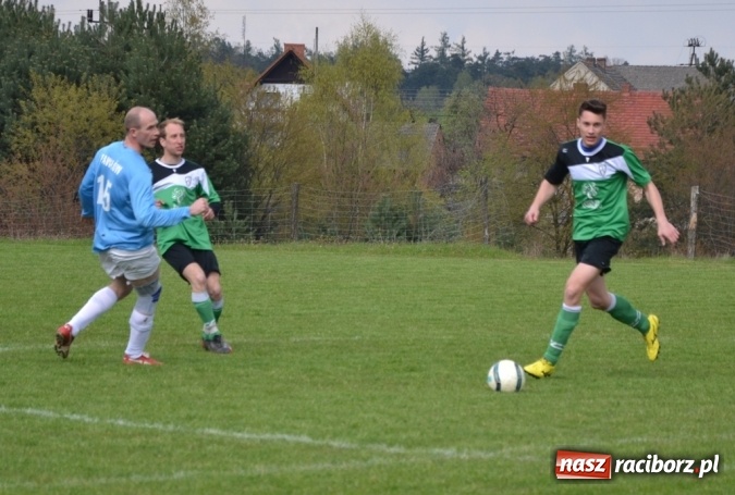 Zdjęcie w galerii na portalu naszraciborz.pl: Zwycięski marsz Pawłowa zatrzymany w Jankowicach!  wiadomości z regionu