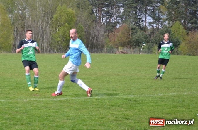 Zdjęcie w galerii na portalu naszraciborz.pl: Zwycięski marsz Pawłowa zatrzymany w Jankowicach!  wiadomości z regionu