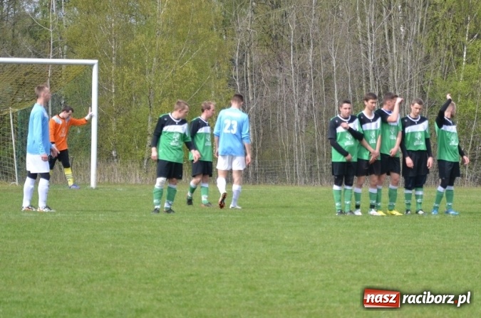 Zdjęcie w galerii na portalu naszraciborz.pl: Zwycięski marsz Pawłowa zatrzymany w Jankowicach!  wiadomości z regionu