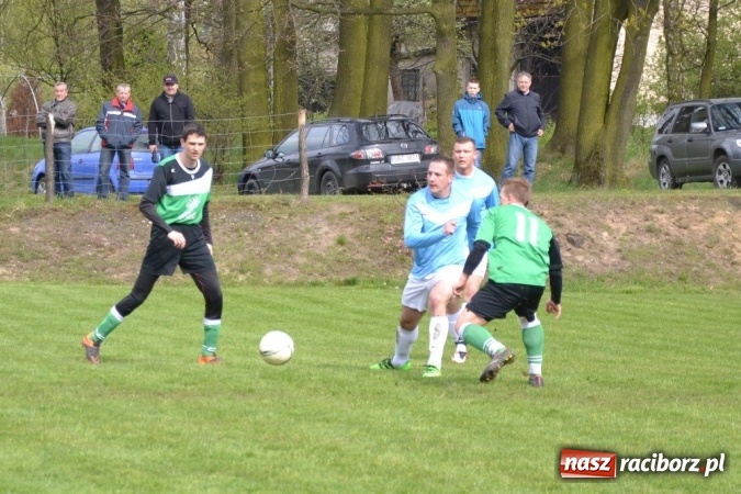 Zdjęcie w galerii na portalu naszraciborz.pl: Zwycięski marsz Pawłowa zatrzymany w Jankowicach!  wiadomości z regionu