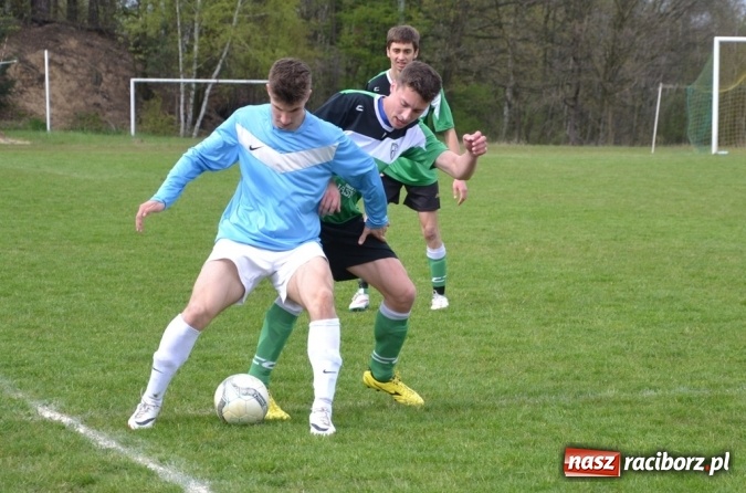Zdjęcie w galerii na portalu naszraciborz.pl: Zwycięski marsz Pawłowa zatrzymany w Jankowicach!  wiadomości z regionu