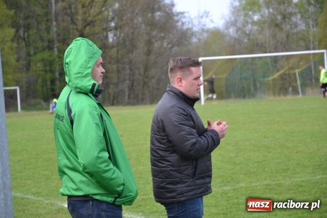 Zdjęcie w galerii na portalu naszraciborz.pl: Zwycięski marsz Pawłowa zatrzymany w Jankowicach!  wiadomości z regionu