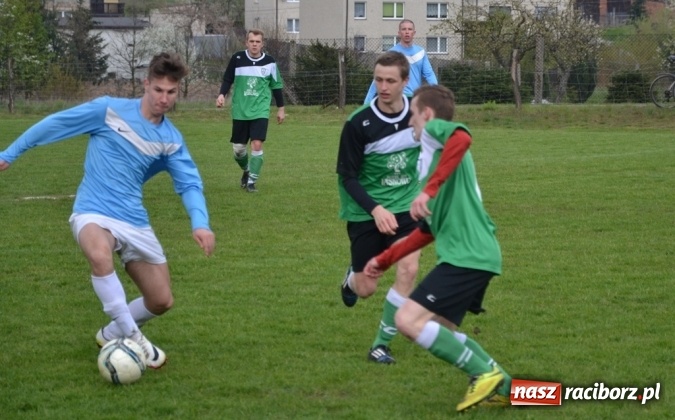 Zdjęcie w galerii na portalu naszraciborz.pl: Zwycięski marsz Pawłowa zatrzymany w Jankowicach!  wiadomości z regionu
