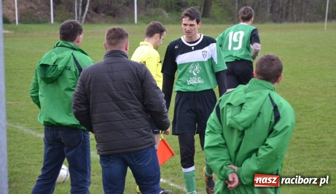 Zdjęcie w galerii na portalu naszraciborz.pl: Zwycięski marsz Pawłowa zatrzymany w Jankowicach!  wiadomości z regionu