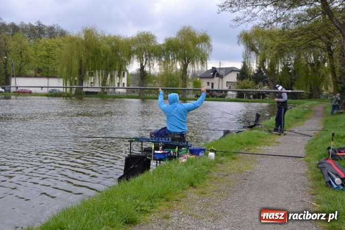 Zdjęcie w galerii na portalu naszraciborz.pl: Na Trzecioku otwarto sezon wędkarski  wiadomości z regionu
