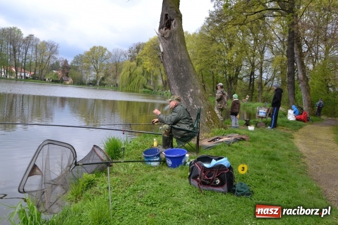 Zdjęcie w galerii na portalu naszraciborz.pl: Na Trzecioku otwarto sezon wędkarski  wiadomości z regionu