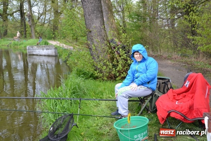 Zdjęcie w galerii na portalu naszraciborz.pl: Na Trzecioku otwarto sezon wędkarski  wiadomości z regionu