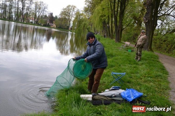 Zdjęcie w galerii na portalu naszraciborz.pl: Na Trzecioku otwarto sezon wędkarski  wiadomości z regionu