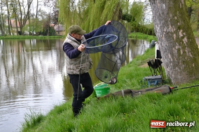 Zdjęcie w galerii na portalu naszraciborz.pl: Na Trzecioku otwarto sezon wędkarski  wiadomości z regionu