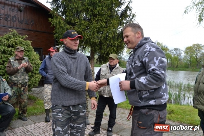 Zdjęcie w galerii na portalu naszraciborz.pl: Na Trzecioku otwarto sezon wędkarski  wiadomości z regionu
