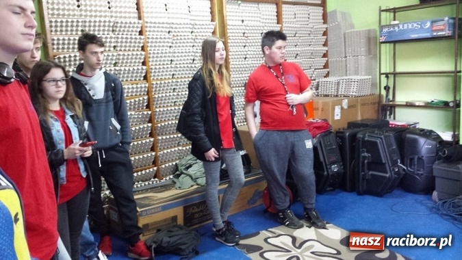 Zdjęcie w galerii na portalu naszraciborz.pl: Klasa 3a Gimnazjum nr 5 z wizytą w ZSOMS wiadomości z regionu