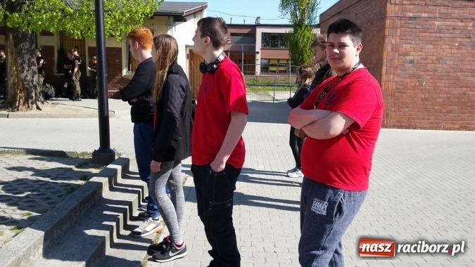 Zdjęcie w galerii na portalu naszraciborz.pl: Klasa 3a Gimnazjum nr 5 z wizytą w ZSOMS wiadomości z regionu