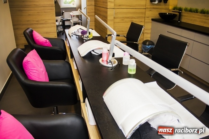 Zdjęcie w galerii na portalu naszraciborz.pl: Przywitaj wiosnę i przygotuj się na lato z Glamour! wiadomości z regionu