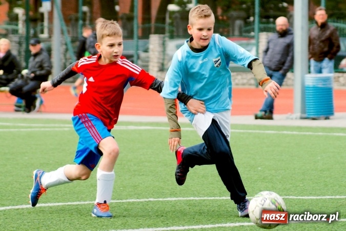 Zdjęcie w galerii na portalu naszraciborz.pl: Waleczna gra Turzy Śląskiej nie wystarczyła. Orliki raciborskiej Unii znów zwycięskie wiadomości z regionu