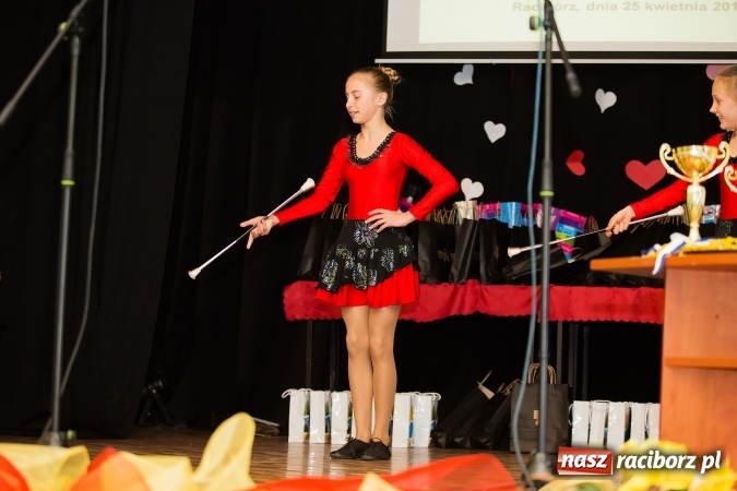 Zdjęcie w galerii na portalu naszraciborz.pl: Nagrodzono laureat&oacute;w i finalist&oacute;w olimpiad z języka niemieckiego wiadomości z regionu