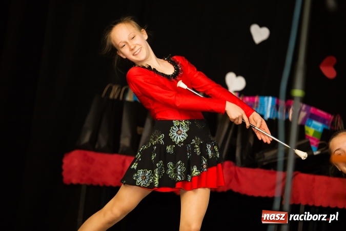 Zdjęcie w galerii na portalu naszraciborz.pl: Nagrodzono laureat&oacute;w i finalist&oacute;w olimpiad z języka niemieckiego wiadomości z regionu