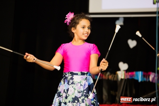 Zdjęcie w galerii na portalu naszraciborz.pl: Nagrodzono laureat&oacute;w i finalist&oacute;w olimpiad z języka niemieckiego wiadomości z regionu