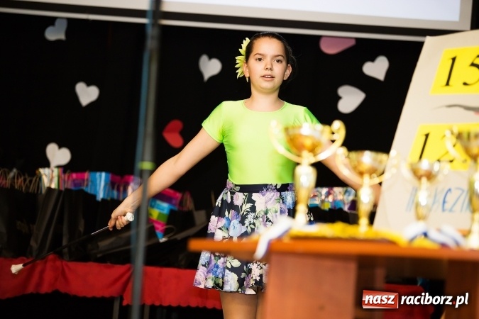 Zdjęcie w galerii na portalu naszraciborz.pl: Nagrodzono laureat&oacute;w i finalist&oacute;w olimpiad z języka niemieckiego wiadomości z regionu