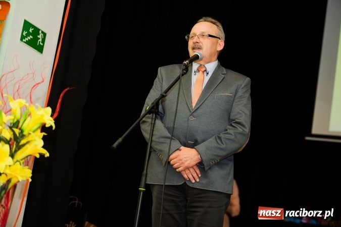 Zdjęcie w galerii na portalu naszraciborz.pl: Nagrodzono laureat&oacute;w i finalist&oacute;w olimpiad z języka niemieckiego wiadomości z regionu