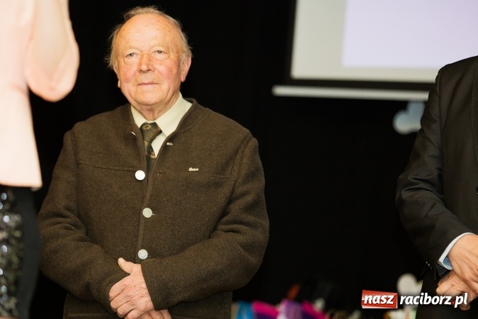 Zdjęcie w galerii na portalu naszraciborz.pl: Nagrodzono laureat&oacute;w i finalist&oacute;w olimpiad z języka niemieckiego wiadomości z regionu