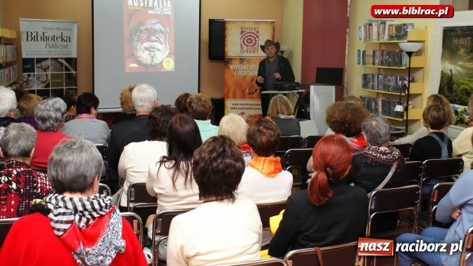 Zdjęcie w galerii na portalu naszraciborz.pl: Spotkanie do góry nogami z Australią i Markiem Tomalikiem w bibliotece  wiadomości z regionu