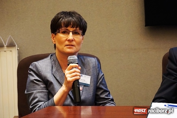 Zdjęcie w galerii na portalu naszraciborz.pl: Racib&oacute;rz wśr&oacute;d laureat&oacute;w Gmina na piątkę! wiadomości z regionu